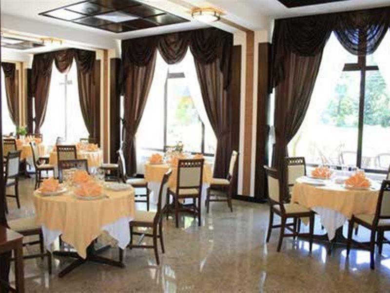 Hotel Oltenia Craiova Exterior foto