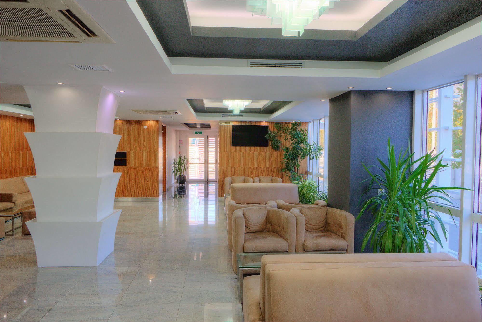 Hotel Oltenia Craiova Exterior foto